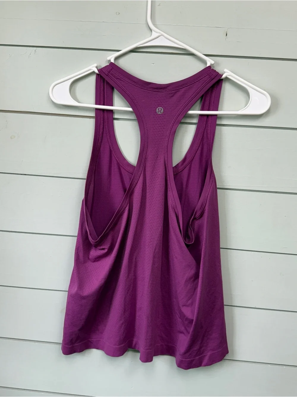 Lululemon swiftly‎ tech tank top race length purple women’s size 10
